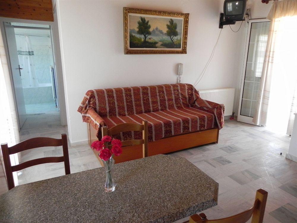 Diamanto Complex Aparthotel Karavomylos Buitenkant foto