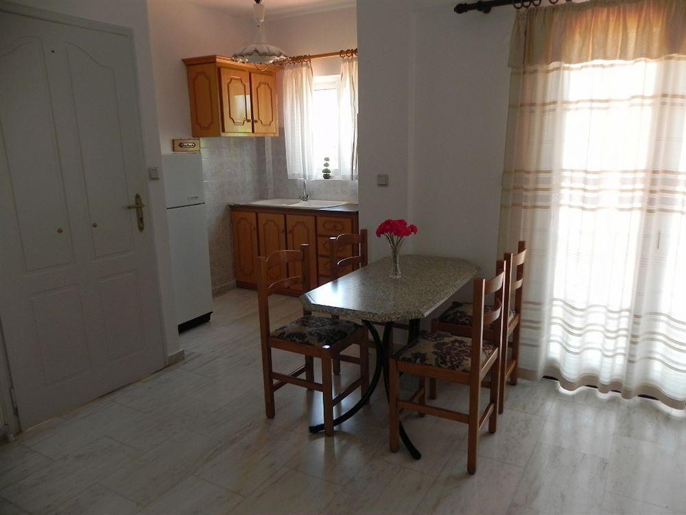 Diamanto Complex Aparthotel Karavomylos Buitenkant foto