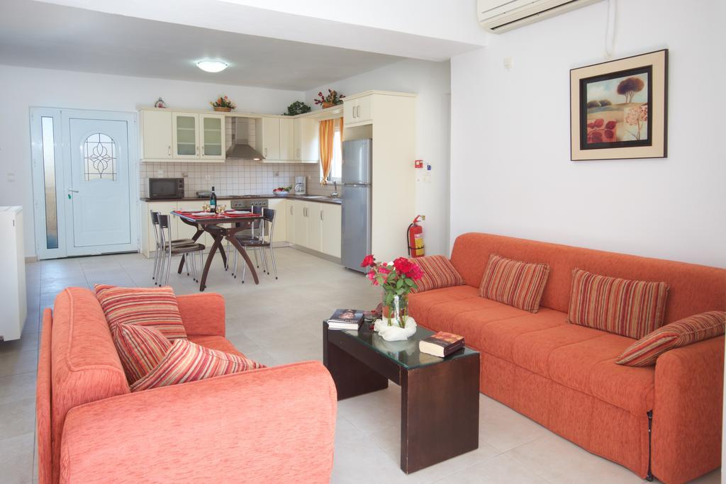 Diamanto Complex Aparthotel Karavomylos Buitenkant foto