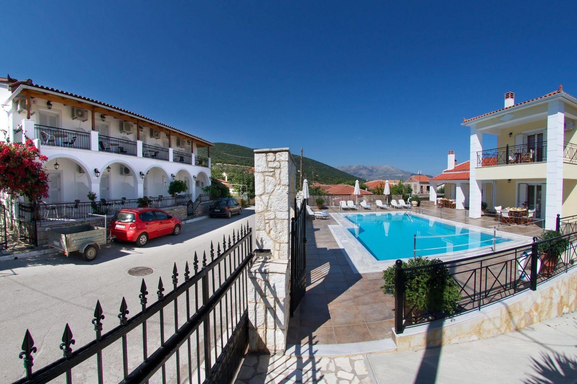 Diamanto Complex Aparthotel Karavomylos Buitenkant foto